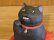 画像2: まる工房　陶猫　「吉兆招き猫」黒猫（牙）