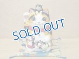河辺花衣　『仲良し親子招き猫』ミケ