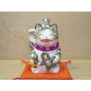 画像: 河辺花衣　『仲良し親子招き猫』白キジ