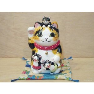 画像: 河辺花衣　『仲良し親子招き猫』ミケ
