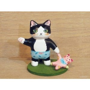 画像: 河辺花衣　『パンツ子猫とぬいぐるみ』ハチワレ