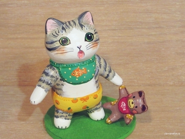 画像2: 河辺花衣　『パンツ子猫とぬいぐるみ』白キジ